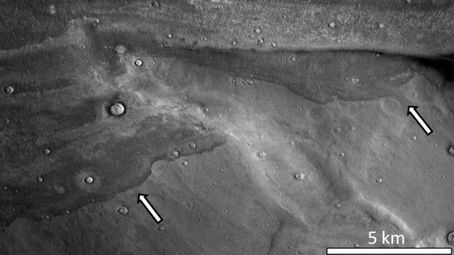 تشير صور الأقمار الصناعية إلى حدوث تغير كبير في تكوين سطح المريخ